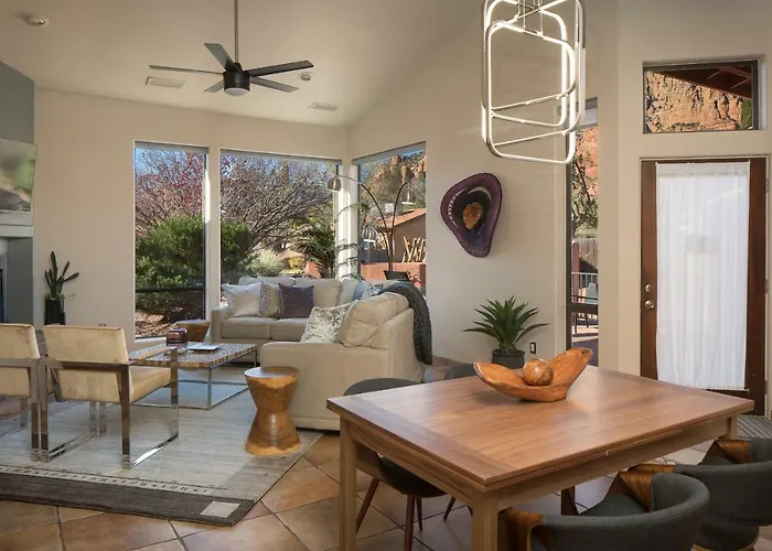Luxurious Red Rock Vista Villa